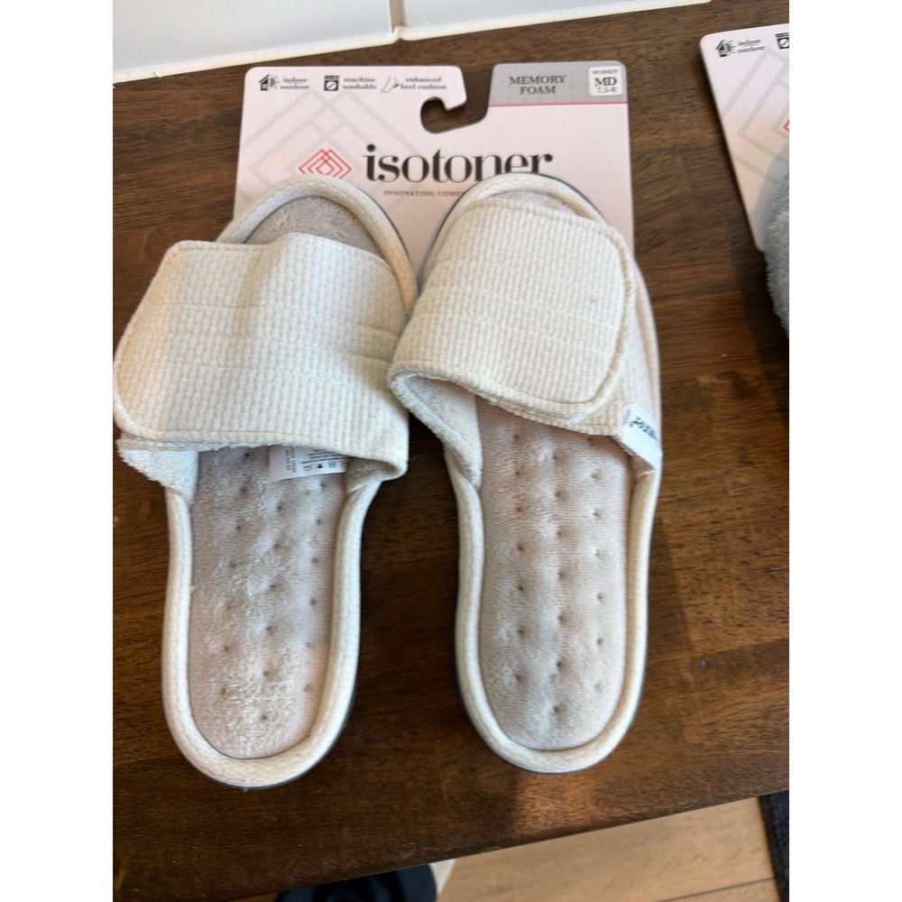 Isotoner Womens Memory Foam Adjustable Slide Slippers Light Grey MD 7.5-8 NEW